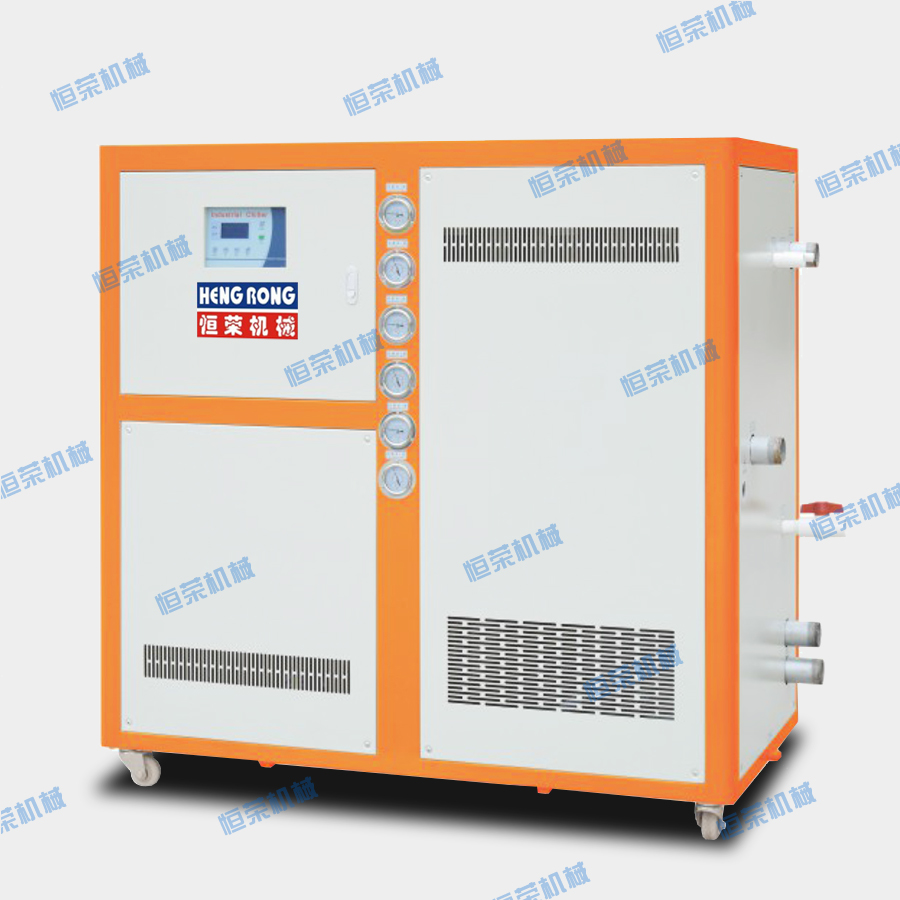 塑料注塑機為什么要配備工業(yè)冷水機？
